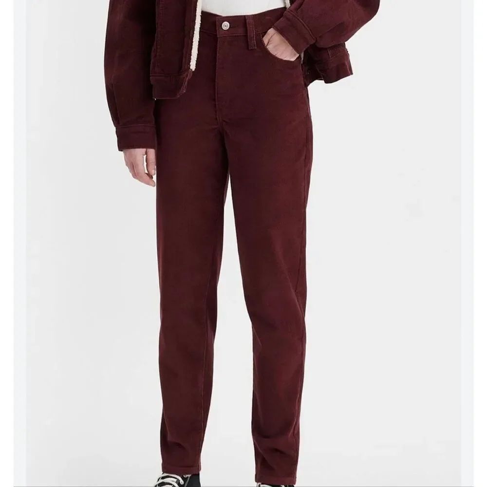 Levi's Women's High Waisted Corduroy Mom Jeans Burgundy size 28
